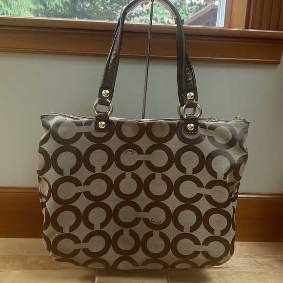 COACH Op Art Poppy Tote Tan Brown Signature C's Purple Leather Trim, EUC - Picture 4 of 9